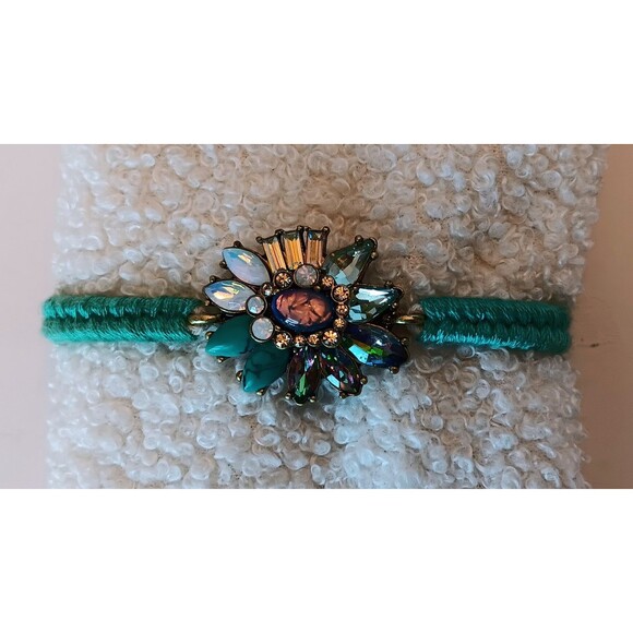 Chloe + Isabel Bora Bora Statement Toggle Bracelet 6.5-7.5 in (G) - Picture 2 of 9